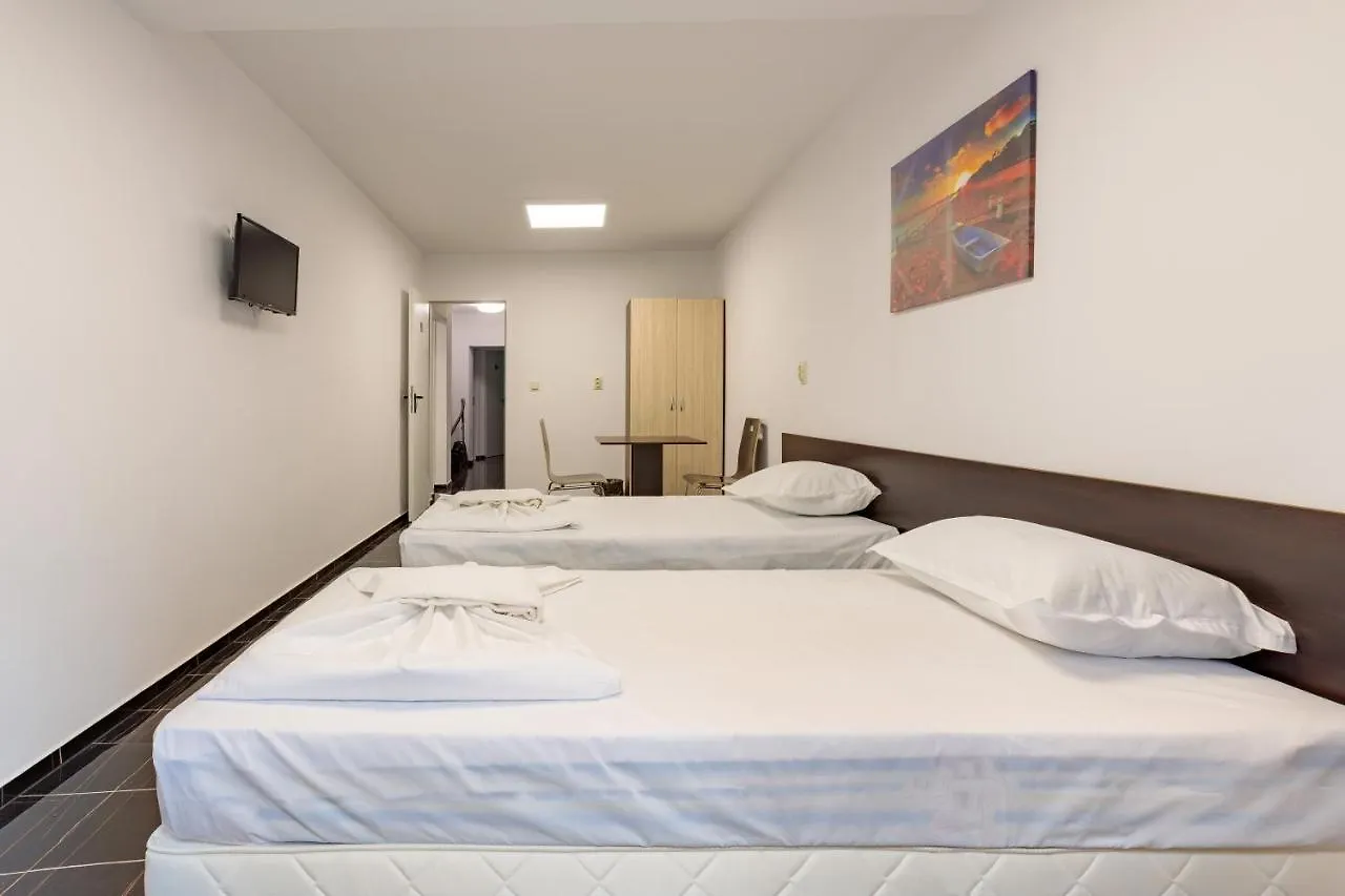 Homestay szállás Стаи За Гости Пиротска 39 Burgasz Bulgária