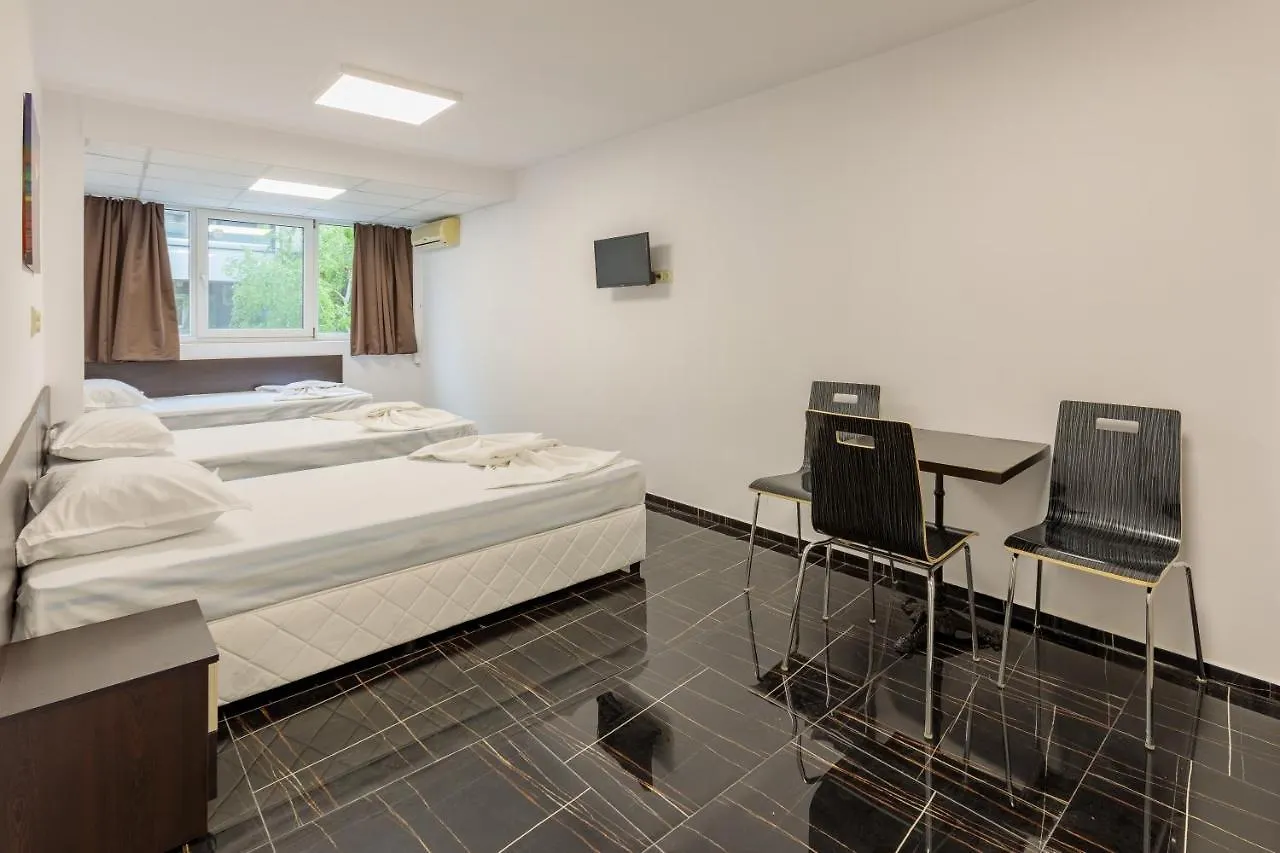 Homestay Стаи За Гости Пиротска 39 Burgas Bulgaria